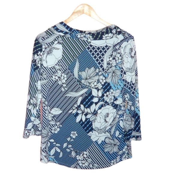 Easywear by CHICO'S Floral Twist Neck Top, 0 (4/6) - Picture 3 of 7